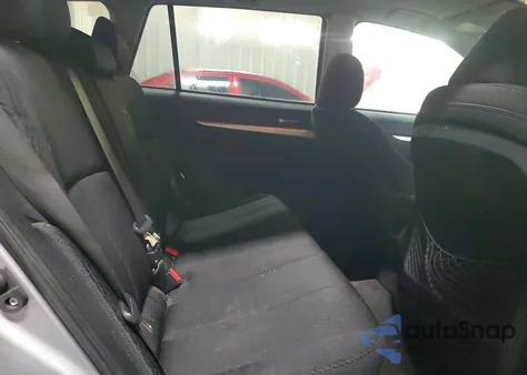 2011 Subaru Outback 2.5I Premium из США, поврежденный, VIN 4S4BRCGC7B3359682